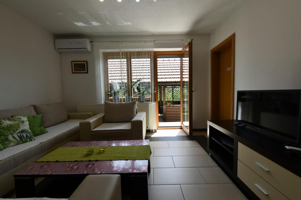 Hotel House Matijevic Simic Grabovac  Exterior foto