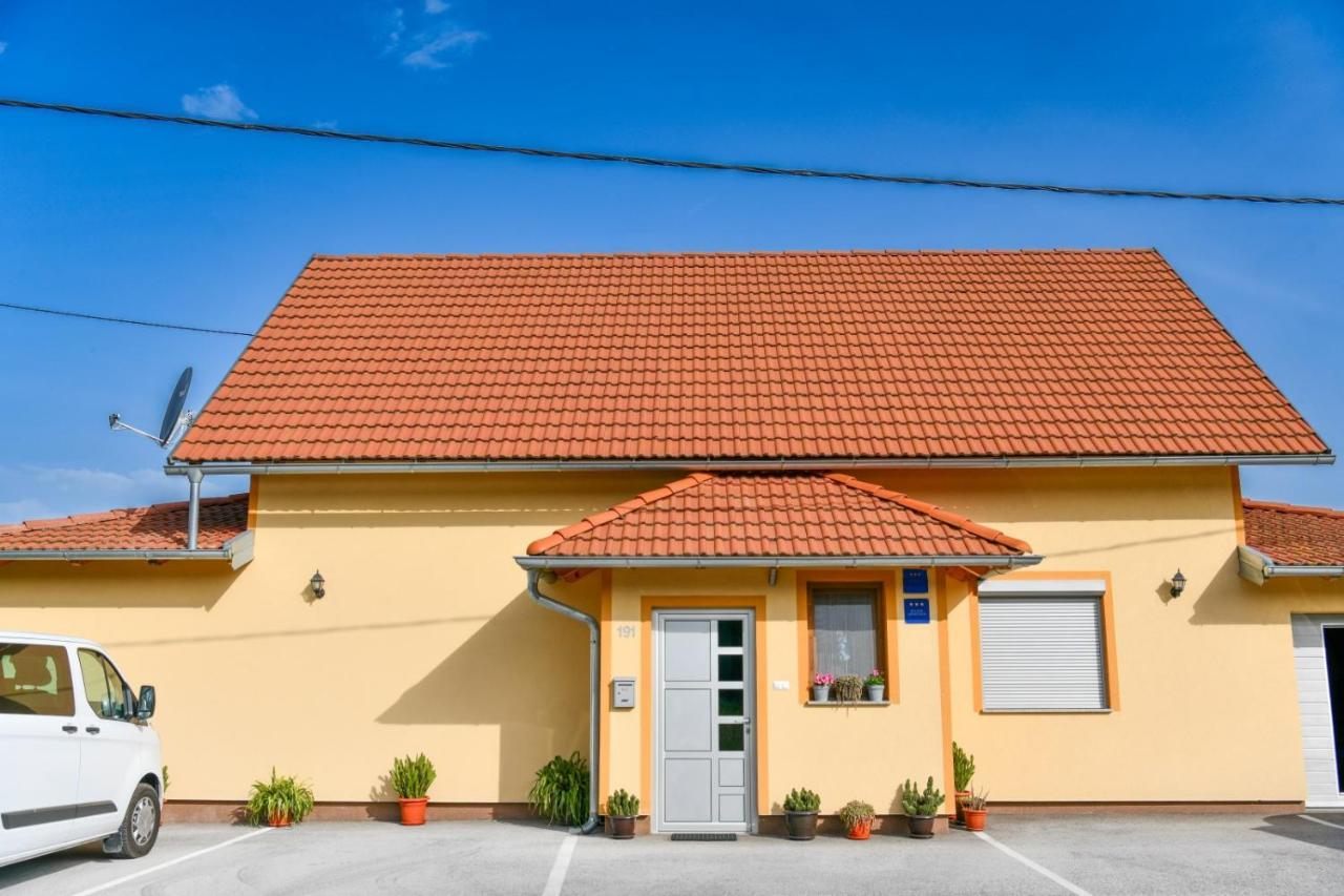 Hotel House Matijevic Simic Grabovac  Exterior foto
